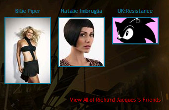The bread in a Natalie Imbruglia sandwich, with Billie Piper being the other bit of bread