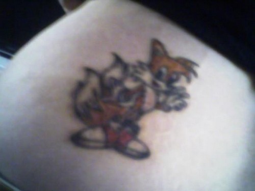 sonic-tattoo-lady-2